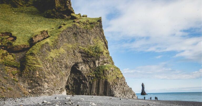 Live Events Roar Back 2026—Entertainment's New Era