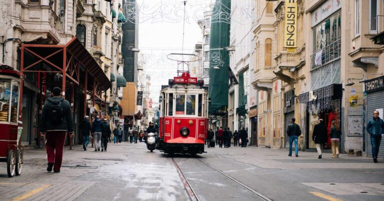 Sabres vs. Devils: The Atlantic vs. Metro Showdown Heating Up the Eastern Conference in 2026