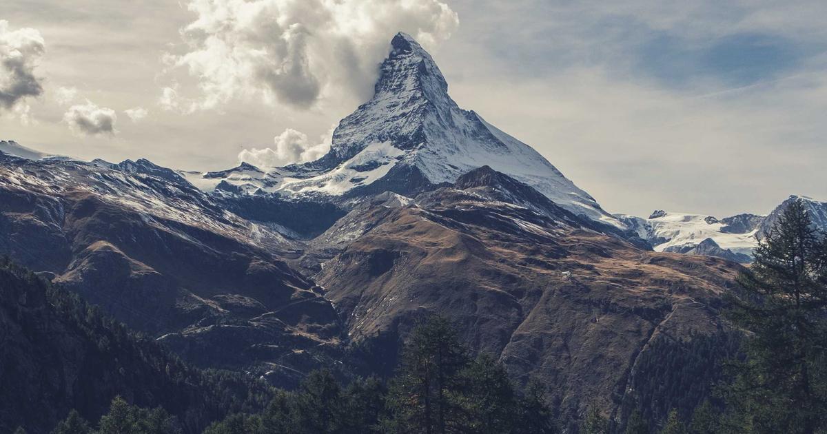 Golden Knights vs Avalanche: Tech Rivalry on Ice in 2026